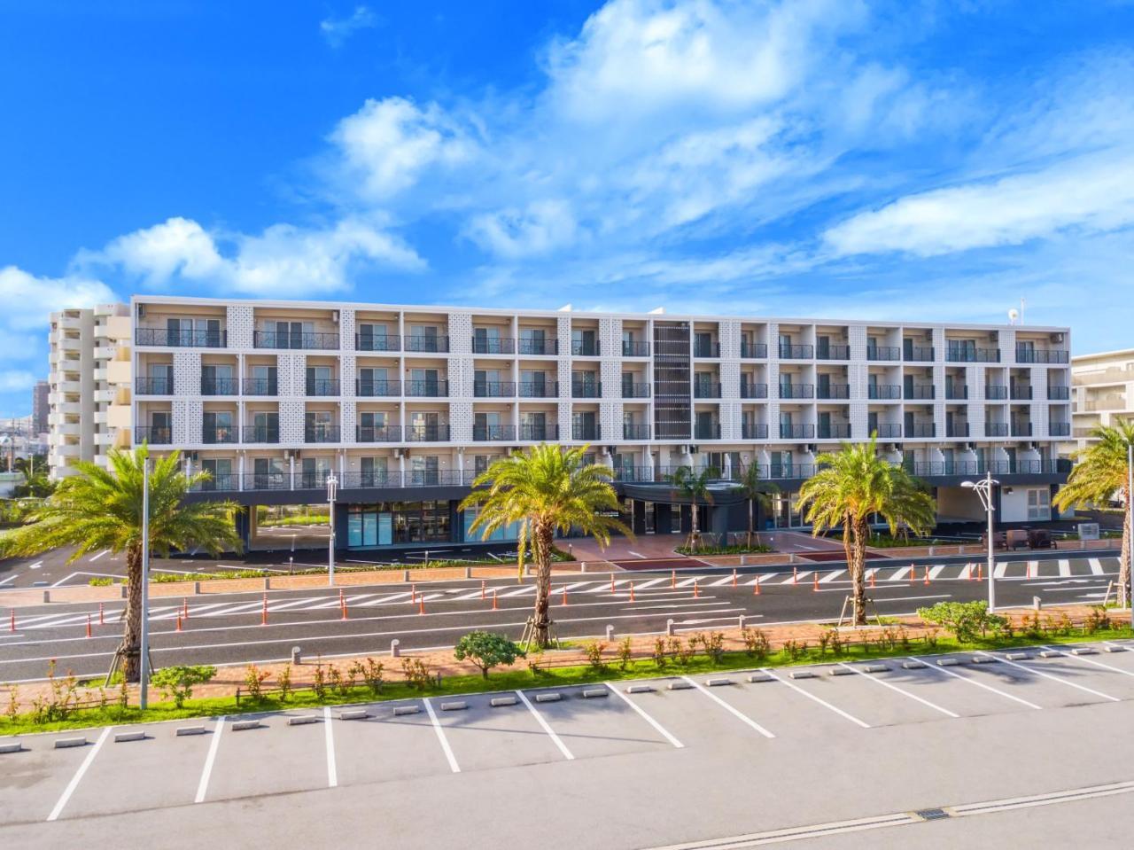 Cococious Monpa Hotel Chatan